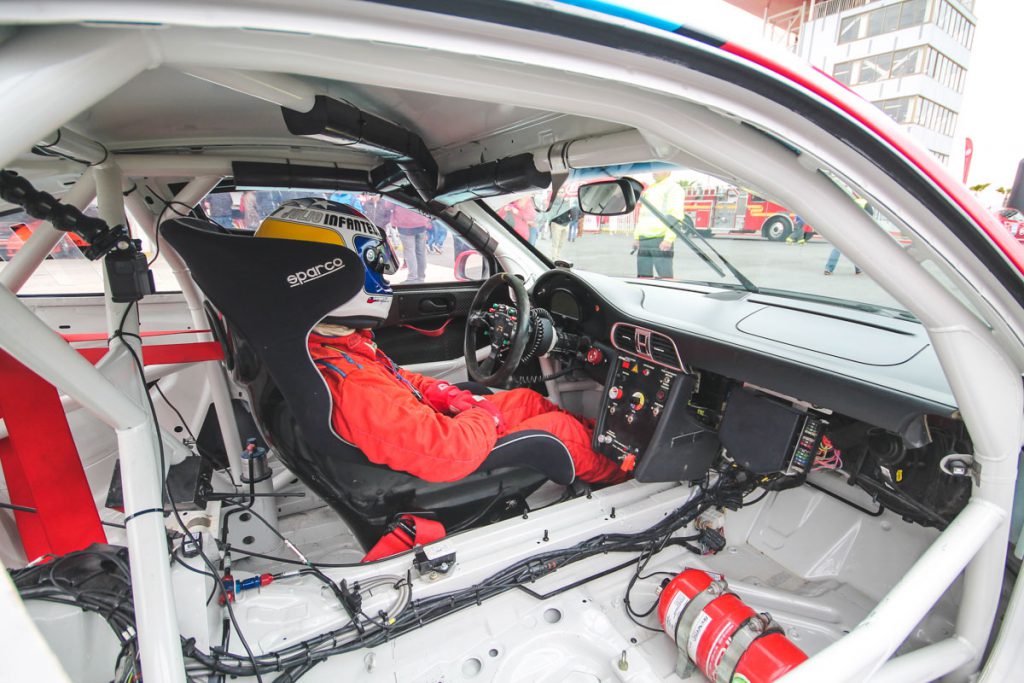 Porsche GT3 Cup 3.8 de Competicion - Foto 12