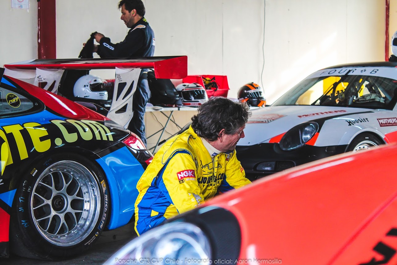 Porsche GT3 Cup 3.8 de Competicion - Foto 15