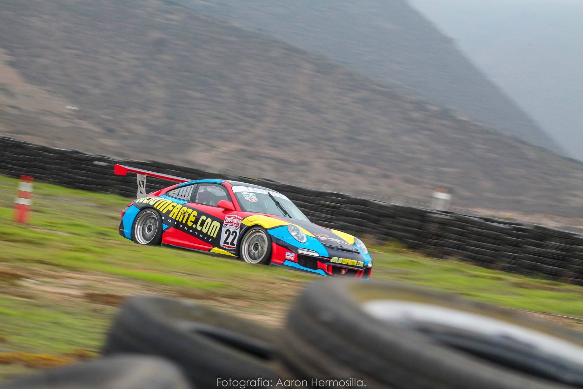 Porsche GT3 Cup 3.8 de Competicion - Foto 19