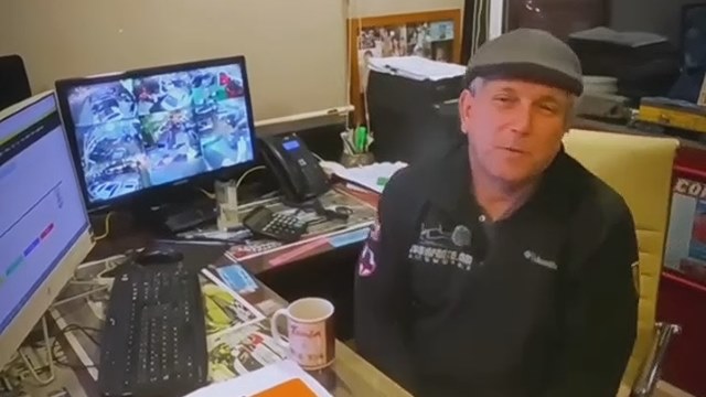 Comercial Tienda — Versión 1